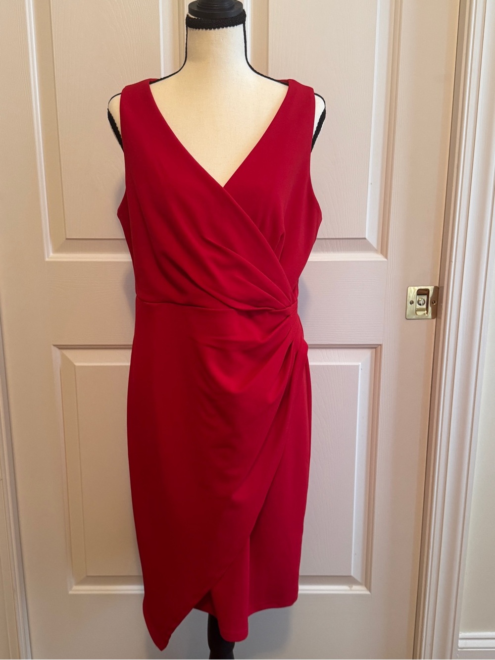 NWOT OTEN Red Draped Sleeveless V-Neck  Dress size Large